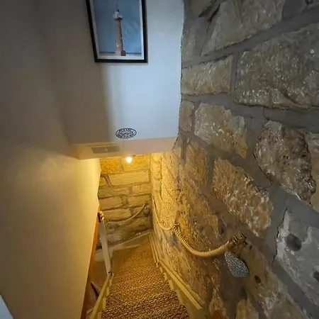 펜션 Cosy 400yr Old Cottage, Flowergate, Whitby, Sleeps 6 *